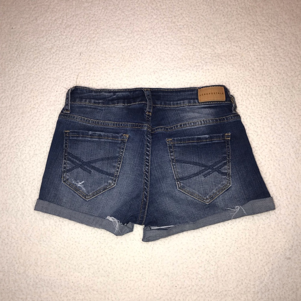 Shorts - Picture 3 of 3